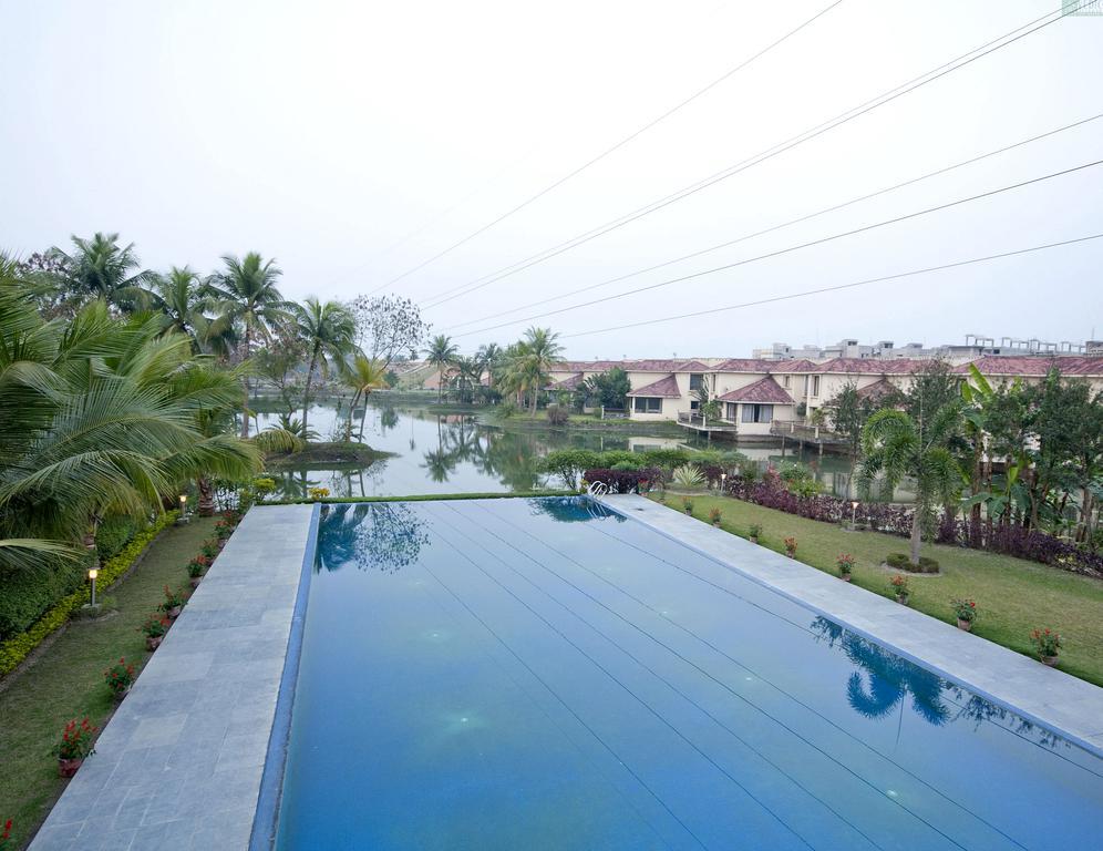 Vedic Village Spa Resort Calcutta Buitenkant foto